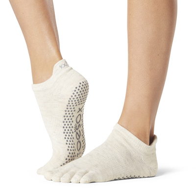 Full Toe Low Rise - Grip Socks in Oatmeal