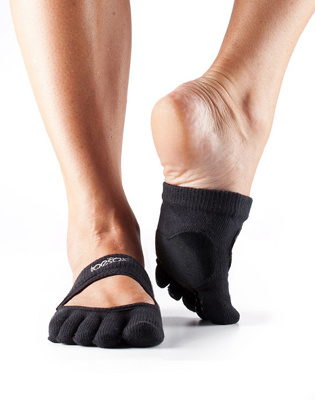 Releve Dance Socks - Full Toe in Black